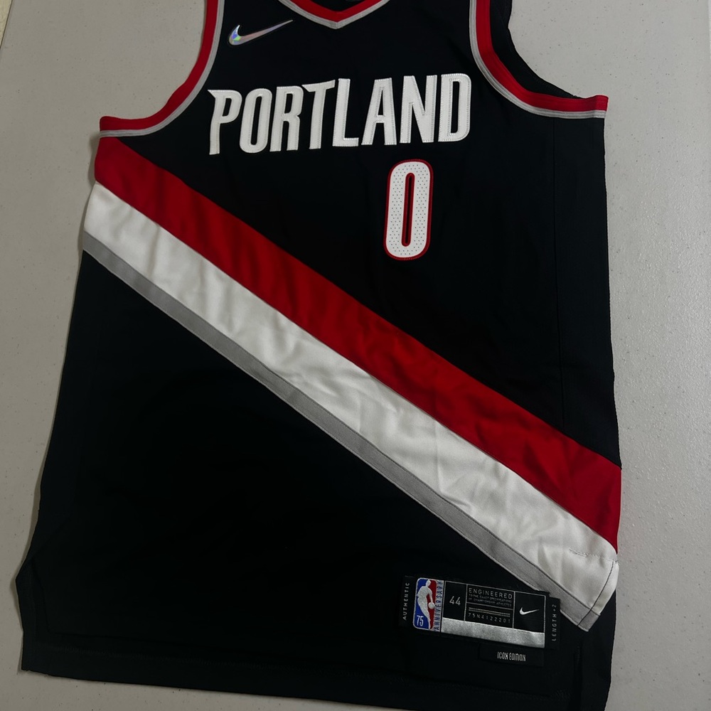 Nike Black and Red Trail Blazers Game Jersey🤯